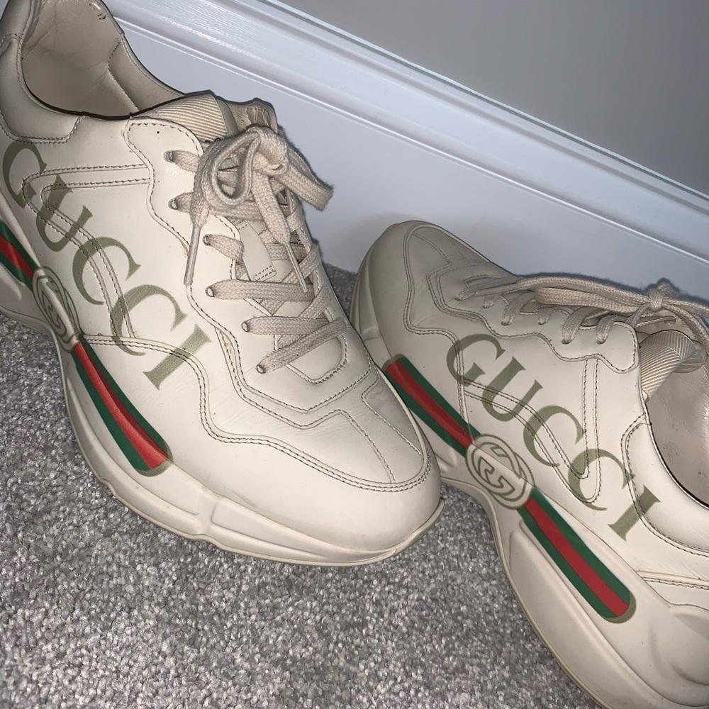 GUCCI SNEAKERS